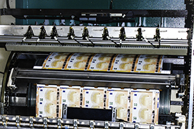 Производство банкнот евро осуществляется совместно национальными центральными банками и ЕЦБ