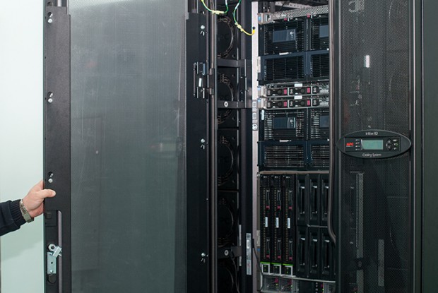 Програмний комплекс «ЮНІСКАН» для відображення знімків Землі в більш широкому дозволі, Warep для транслювання телеграм про штурмових попередження, МетеоМагістраль для обробки інформації з дорожніх метеорологічних станцій, BALTRAD для аналізу погодних умов регіону Балтійського моря та ін