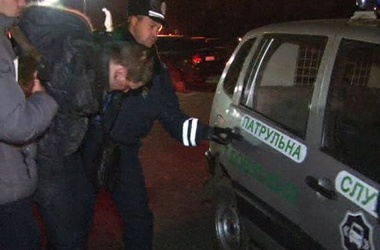 17 грудня 2012, 17:19 Переглядів:   Жителі Полтави влаштували стрілянину в нічному клубі Одеси