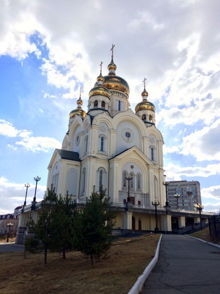 Ось і читачка не змогла пройти повз одного з найвищих соборів у Росії і поділилася знімком з редакцією
