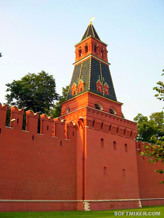 У 1676-1686 роках була надбудована