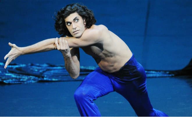 Після величезного успіху Миколи Ролан запропонував йому самостійно вибрати наступну постановку, і танцюрист зупинив свій вибір на партії   Квазімодо   в «Соборі Паризької Богоматері»