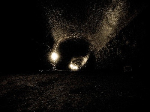 Atlantic Avenue Tunnel   фото:   Barron