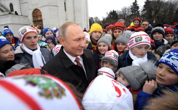 Російський лідер виступав з урочистою промовою перед офіційним врученням орденів «Батьківська слава»