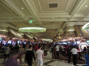 Казино в Лас-Вегасі на будь-який смак: починаючи від казино для дітей, де можна виграти величезну іграшку міньена з мультика «Бридкий Я» і закінчуючи ставками в тисячі доларів