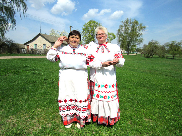Білоруський народ протягом своєї історії створив безліч яскравих, самобутніх танців, які лягли в основу народно-хореографічних традицій Білорусі
