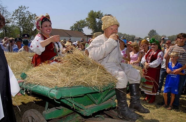 Адже саме на Сорочинському ярмарку встановили рекорд України за кількістю одночасно звареного борщу - 1000 літрів